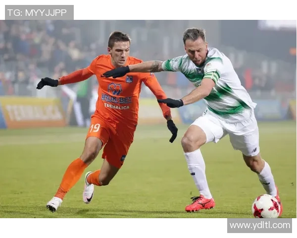 瓦尔贝里与天狼星的激烈对决揭示足球战术与团队精神的完美结合